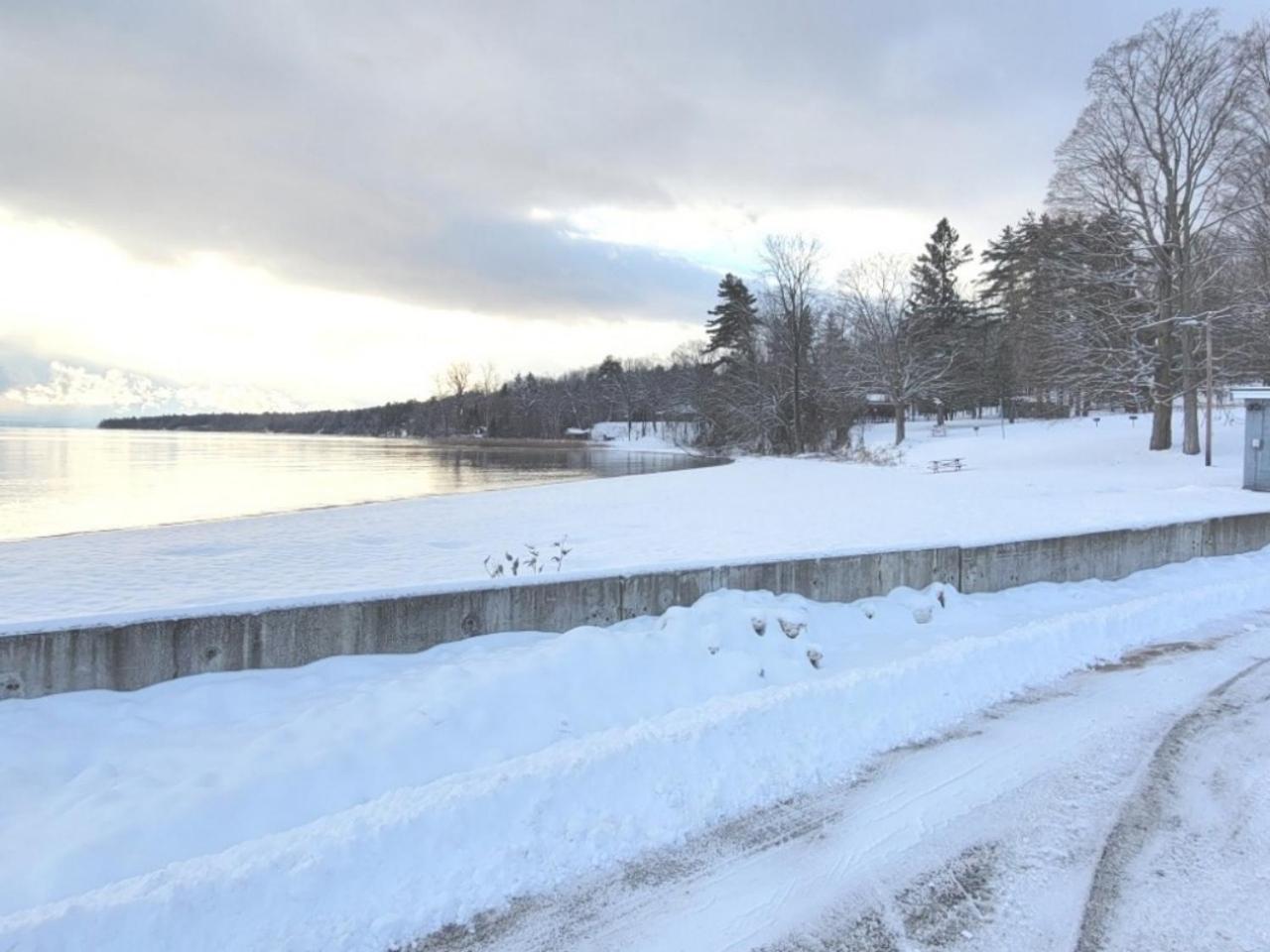 Tranquility And Views Villa Keeseville Buitenkant foto